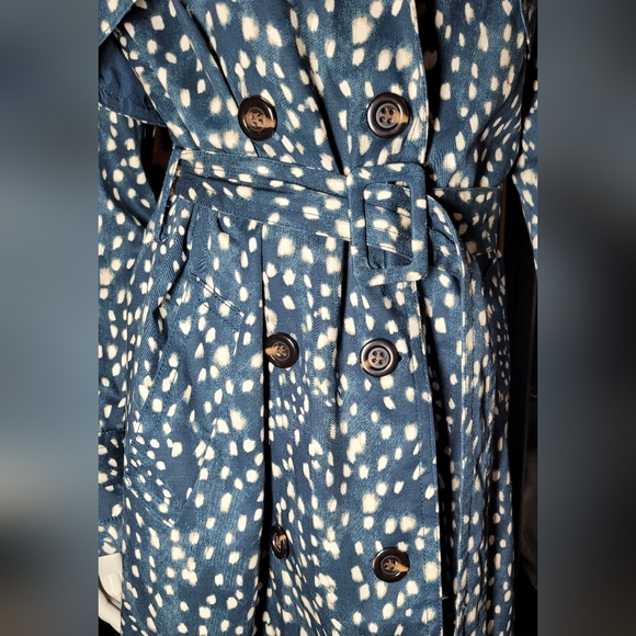 Ann Taylor Modern Trench Coat - Picture 4 of 8